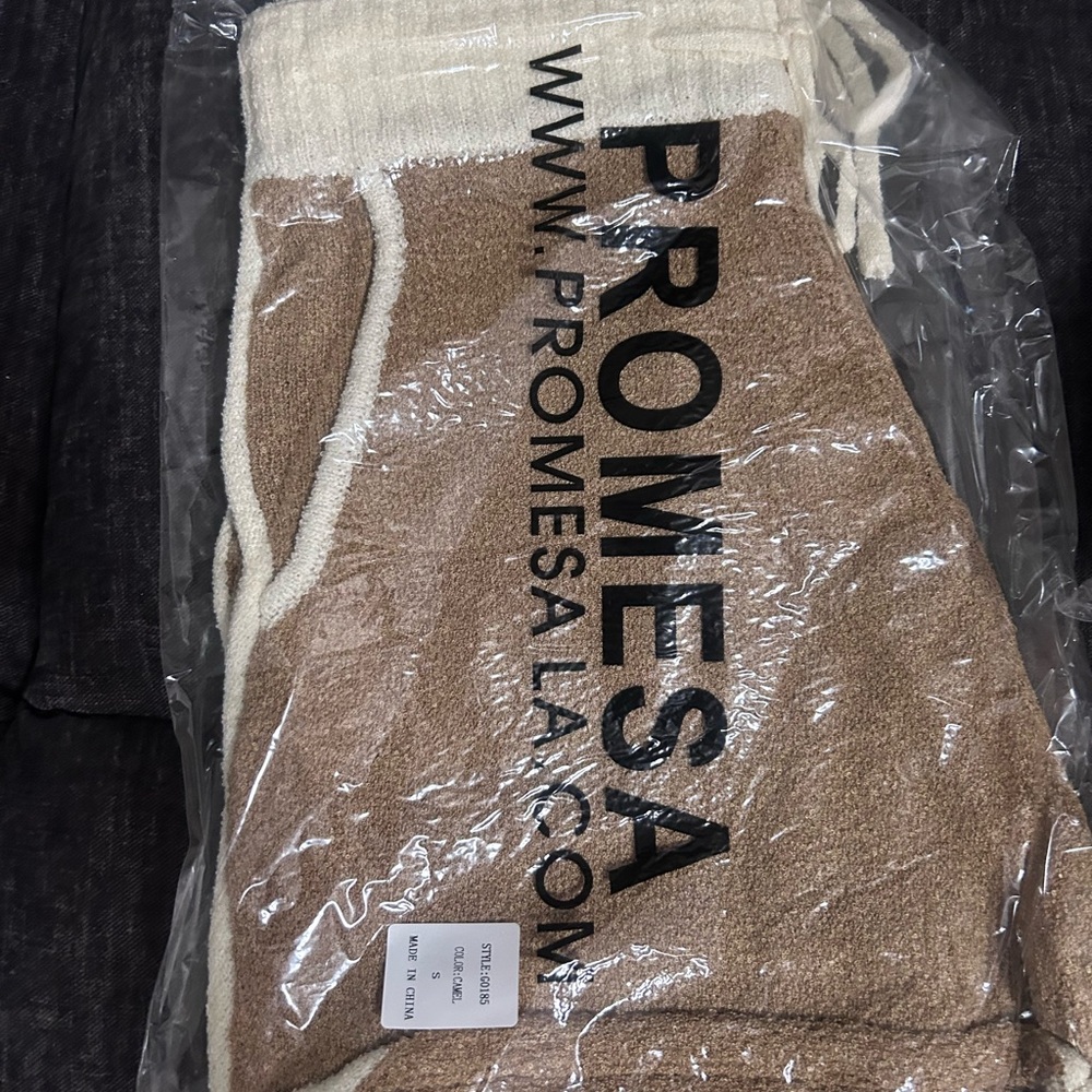 Promesa Logo Knit bottoms - Tan & Cream Trim